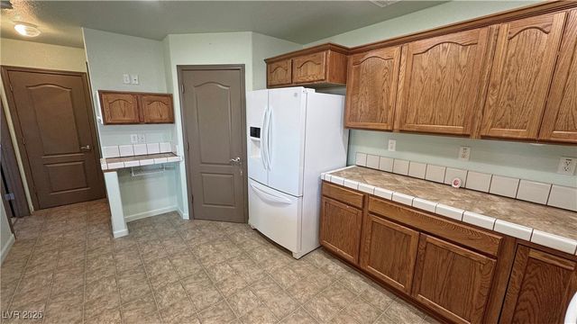 2180 East Traci Street, Pahrump, NV 89048