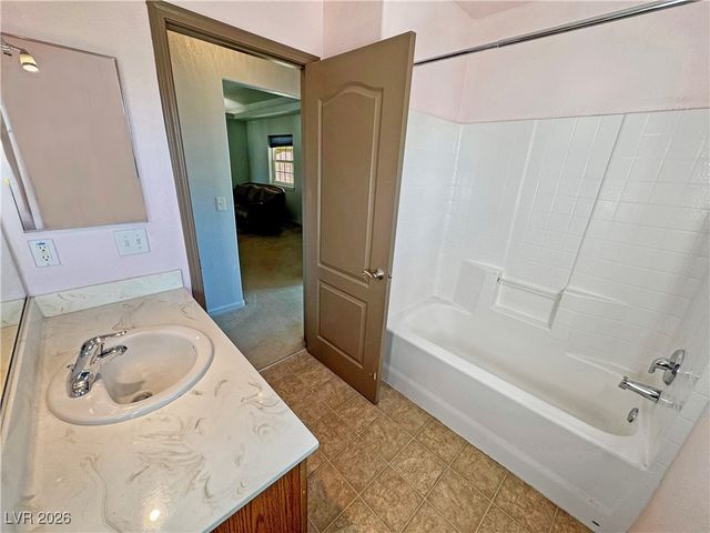 2180 East Traci Street, Pahrump, NV 89048