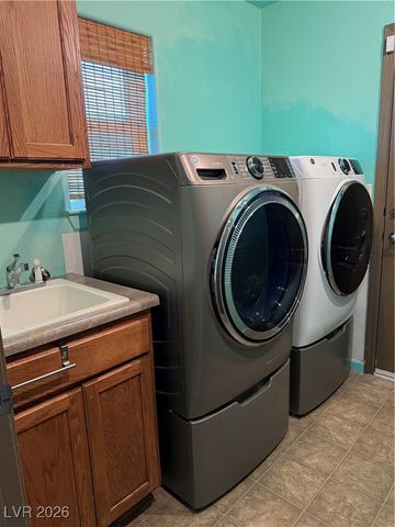 2180 East Traci Street, Pahrump, NV 89048