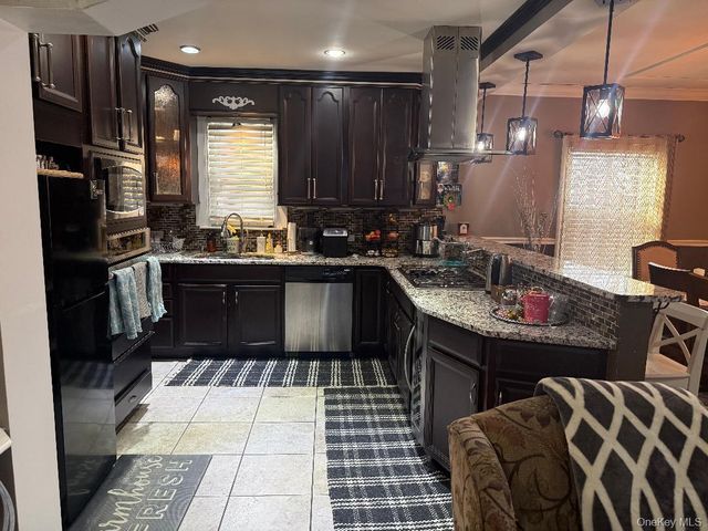 11909 224th Street, Cambria Heights, NY 11411