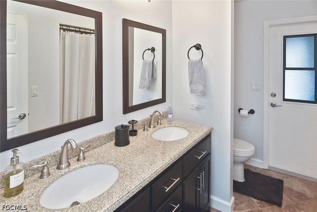 12206 Honeysuckle RD, Fort Myers, FL 33966