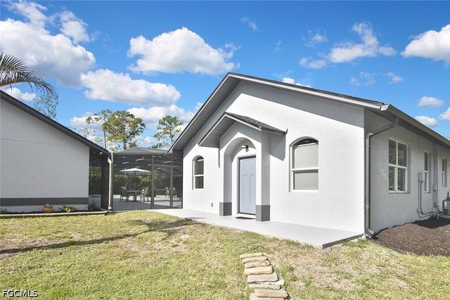 12206 Honeysuckle RD, Fort Myers, FL 33966