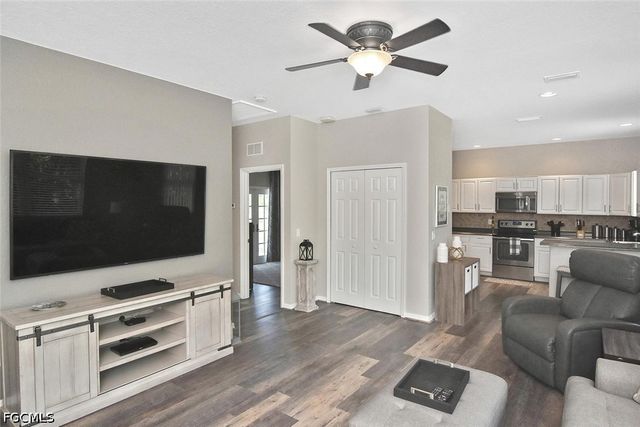 12206 Honeysuckle RD, Fort Myers, FL 33966