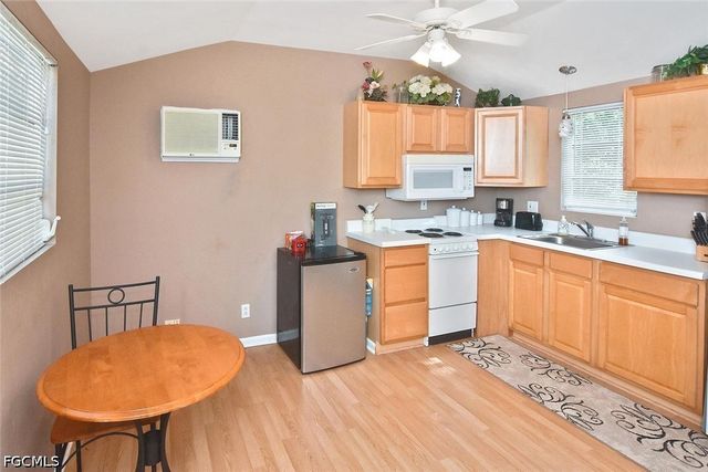 12206 Honeysuckle RD, Fort Myers, FL 33966