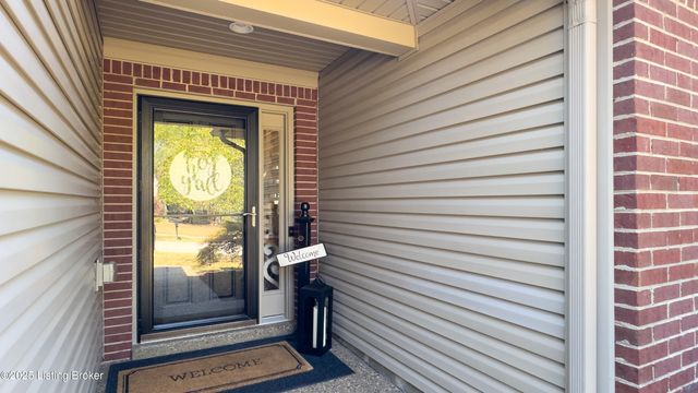 2100 Carabiner Way, Louisville, KY 40245