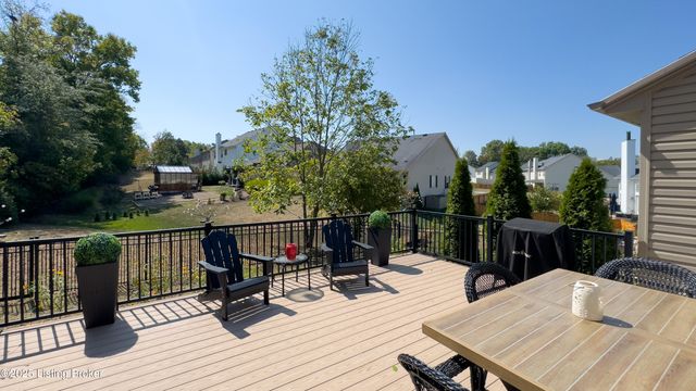 2100 Carabiner Way, Louisville, KY 40245