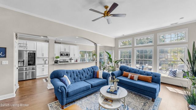 2100 Carabiner Way, Louisville, KY 40245