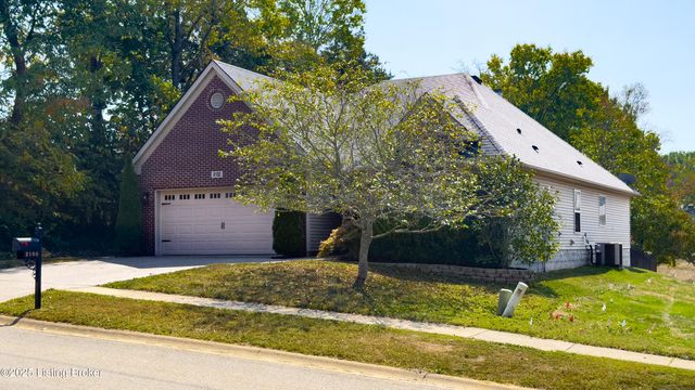 2100 Carabiner Way, Louisville, KY 40245