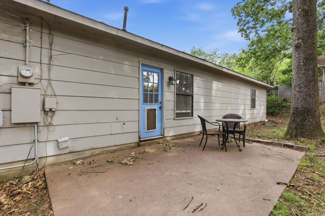 38 Point West Circle, Little Rock, AR 72211