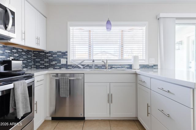 3430 W Tyson Street, Chandler, AZ 85226