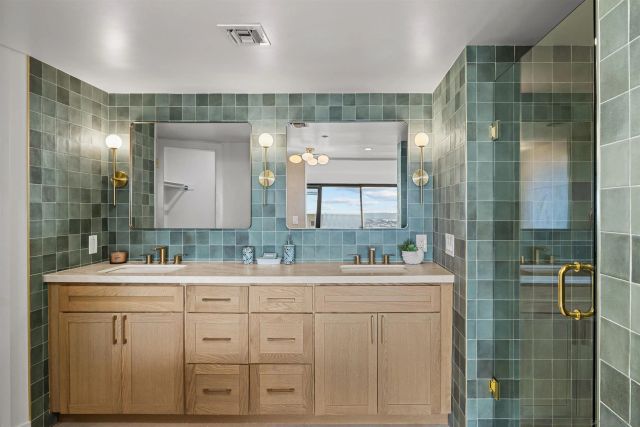 230 W Laurel St 502, San Diego, CA 92101