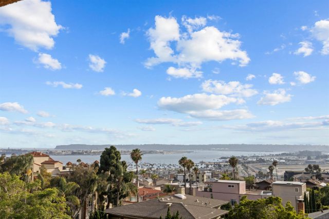 230 W Laurel St 502, San Diego, CA 92101