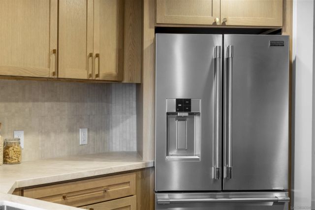 230 W Laurel St 502, San Diego, CA 92101