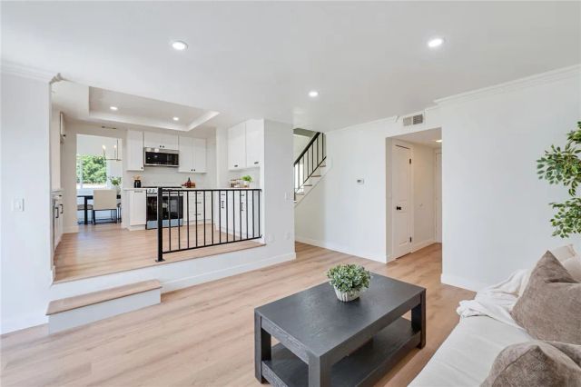 903 Paseo Grande, Duarte, CA 91010