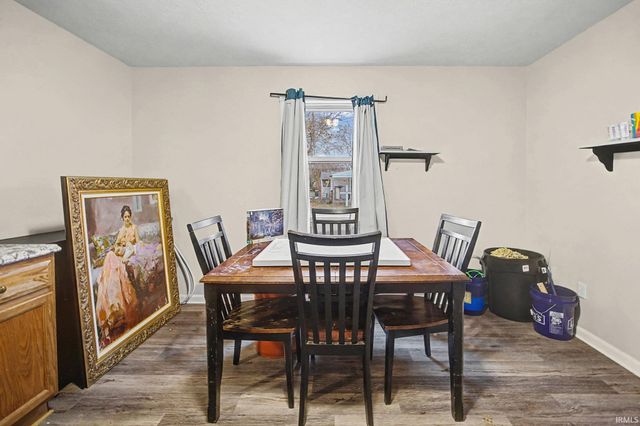 907 Rowe Street, Frankfort, IN 46041