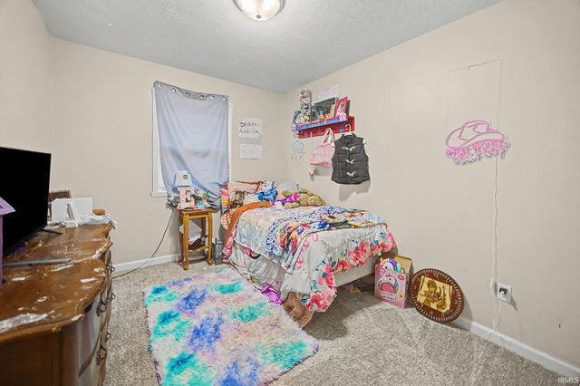 907 Rowe Street, Frankfort, IN 46041