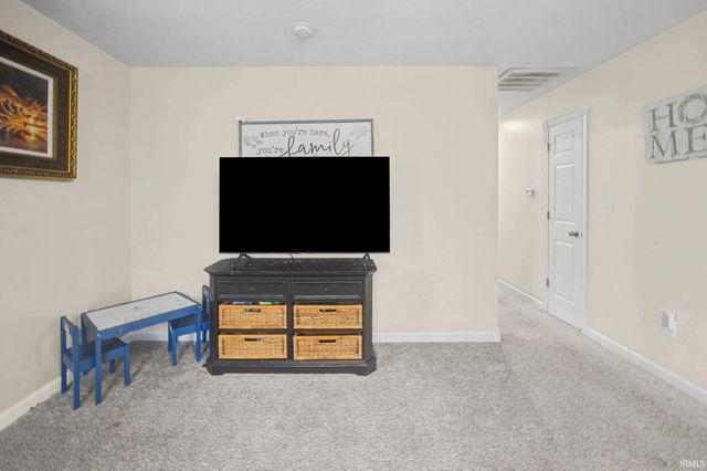 907 Rowe Street, Frankfort, IN 46041