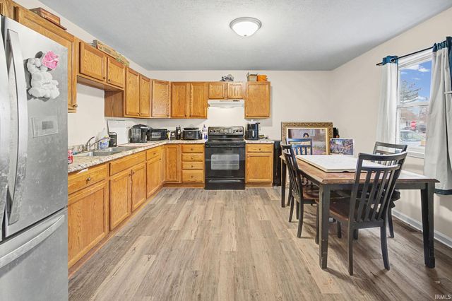 907 Rowe Street, Frankfort, IN 46041