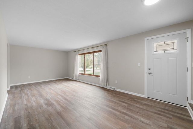 6610 Olivetree Court, Reynoldsburg, OH 43068