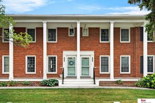 5243 NW Radial Highway, Omaha, NE 68104