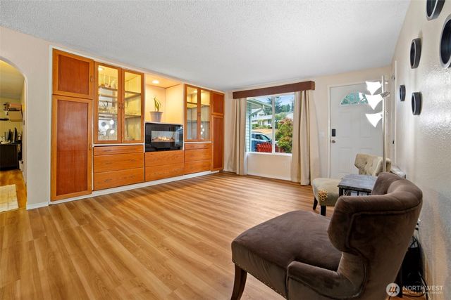 25527 151 Place SE, Covington, WA 98042