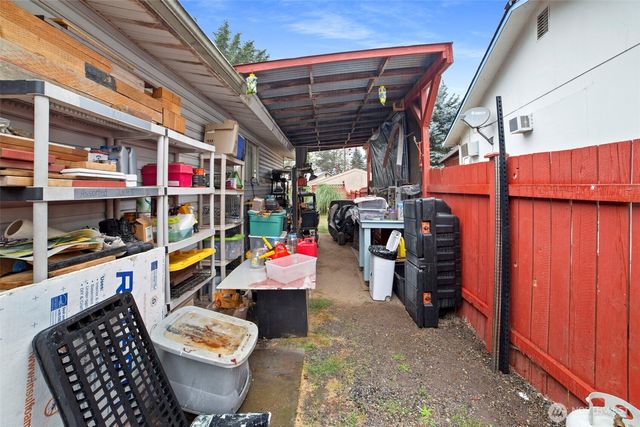 25527 151 Place SE, Covington, WA 98042
