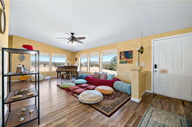 61375 Leslie Lane, Landers, CA 92285