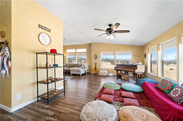 61375 Leslie Lane, Landers, CA 92285