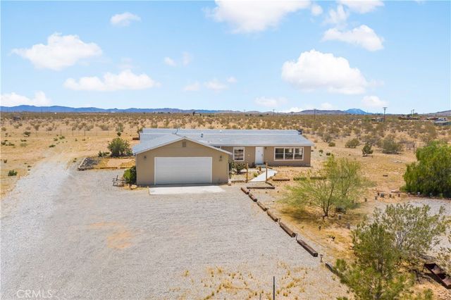 61375 Leslie Lane, Landers, CA 92285