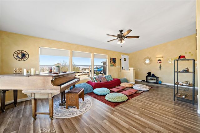 61375 Leslie Lane, Landers, CA 92285