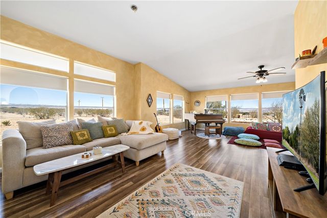 61375 Leslie Lane, Landers, CA 92285