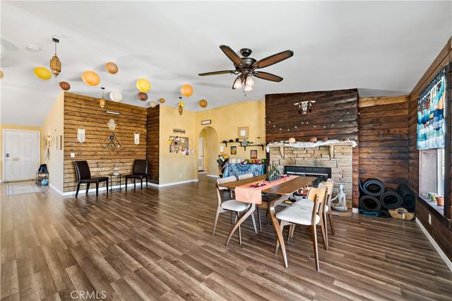 61375 Leslie Lane, Landers, CA 92285