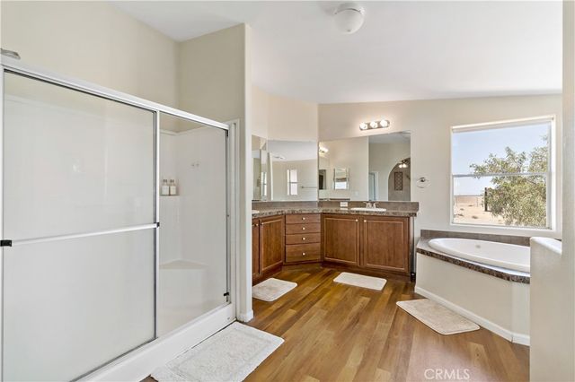 61375 Leslie Lane, Landers, CA 92285