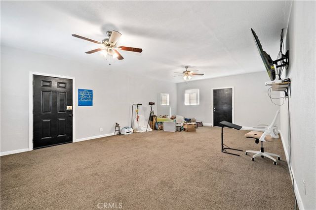 61375 Leslie Lane, Landers, CA 92285