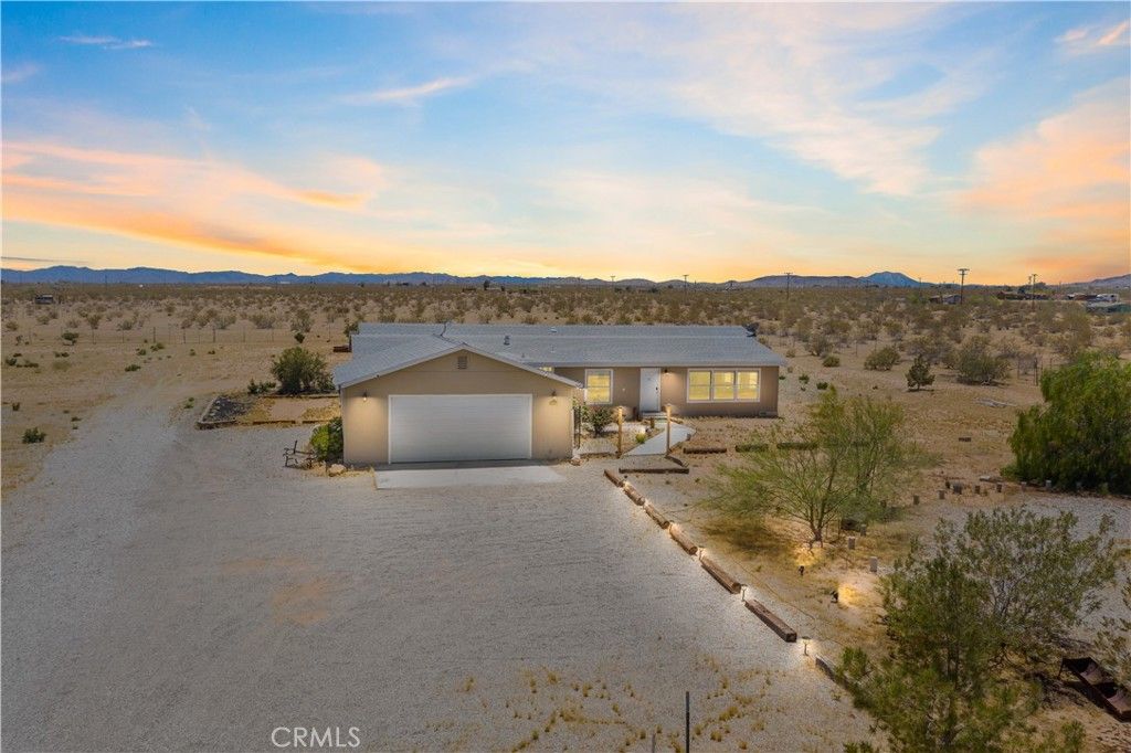 61375 Leslie Lane, Landers, CA 92285