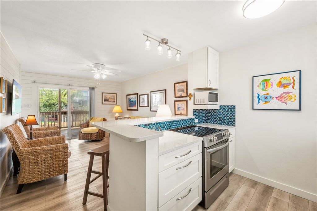 900 N Station St A-1, Port Aransas, TX 78373 — photo 4