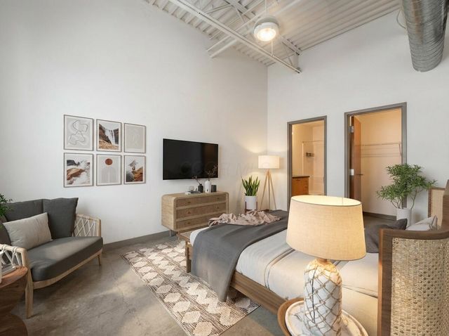 769 N High Street, R303, Columbus, OH 43215