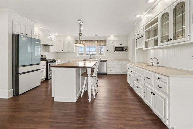 20481 Northland Drive, Paris, MI 49338