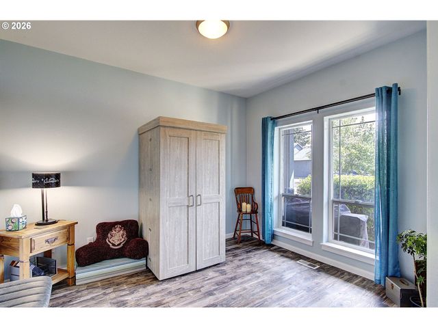 33940 Se ERIKA Ct, Scappoose, OR 97056