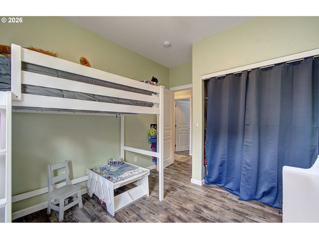 33940 Se ERIKA Ct, Scappoose, OR 97056