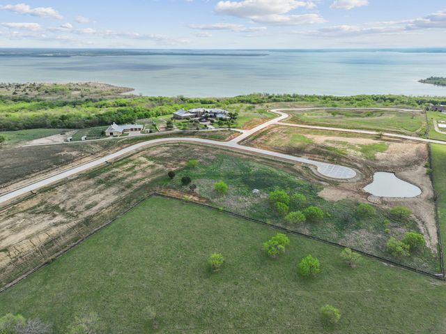1605 Hillside Drive, Sanger, TX 76266