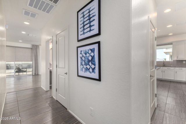 1250 N ABBEY Lane 209, Chandler, AZ 85226