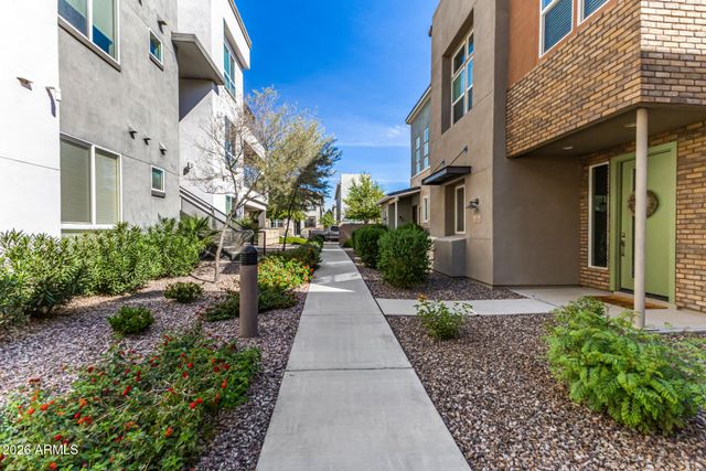 1250 N ABBEY Lane 209, Chandler, AZ 85226