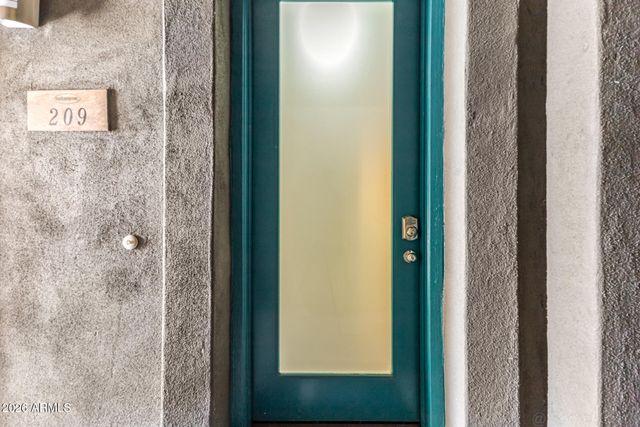 1250 N ABBEY Lane 209, Chandler, AZ 85226