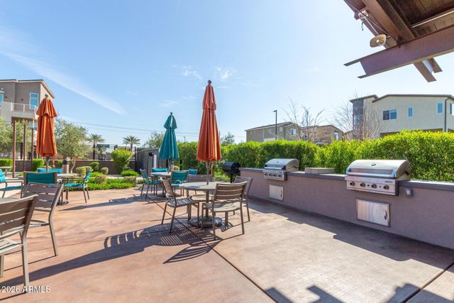 1250 N ABBEY Lane 209, Chandler, AZ 85226