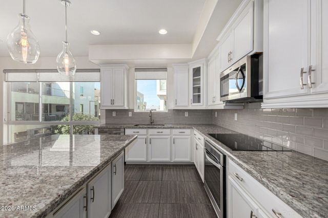 1250 N ABBEY Lane 209, Chandler, AZ 85226