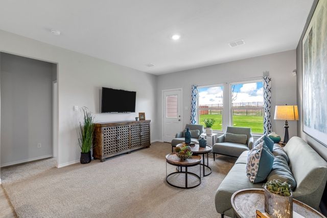 637 SHADED GROVE Drive, Denton, TX 76249