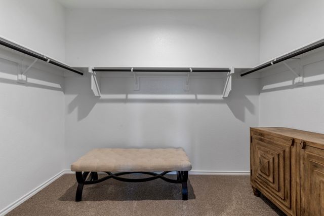 637 SHADED GROVE Drive, Denton, TX 76249