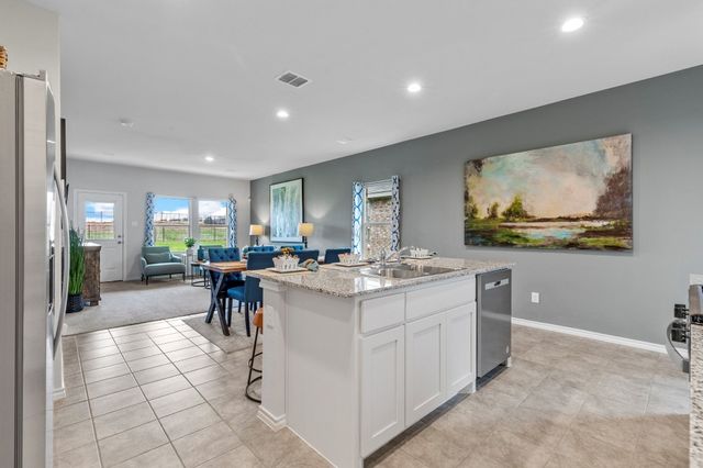 637 SHADED GROVE Drive, Denton, TX 76249
