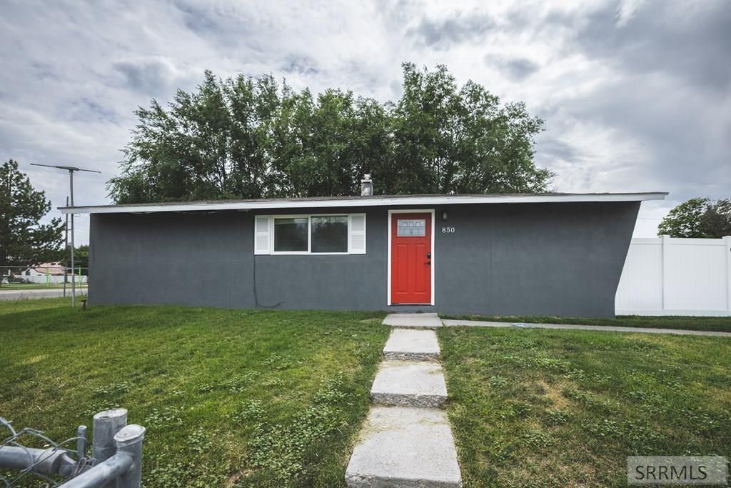 850 Royal Avenue, Idaho Falls, ID 83401